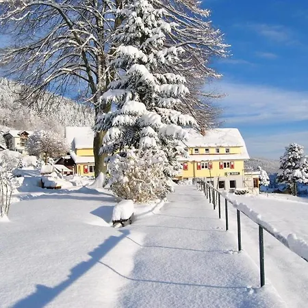 Gasthof-pension Berghof Inn